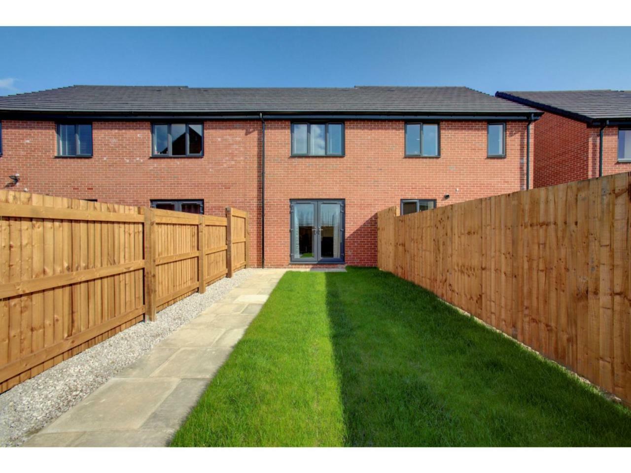 Newly Built, Splendid House For 5 In Manchester! エクステリア 写真